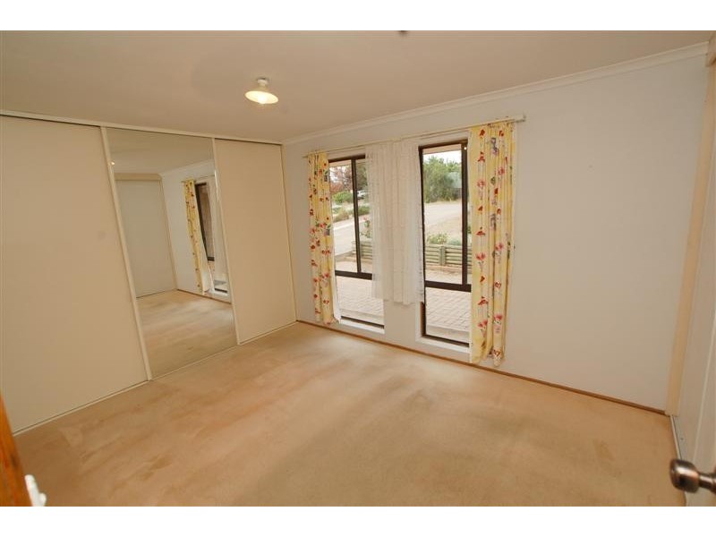 20 Serenade Crescent, Aberfoyle Park SA 5159