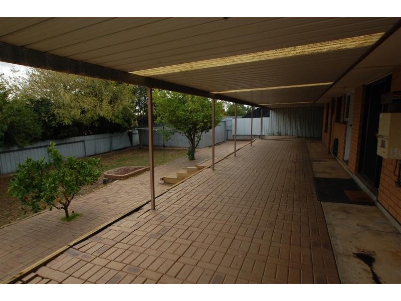 20 Serenade Crescent, Aberfoyle Park SA 5159
