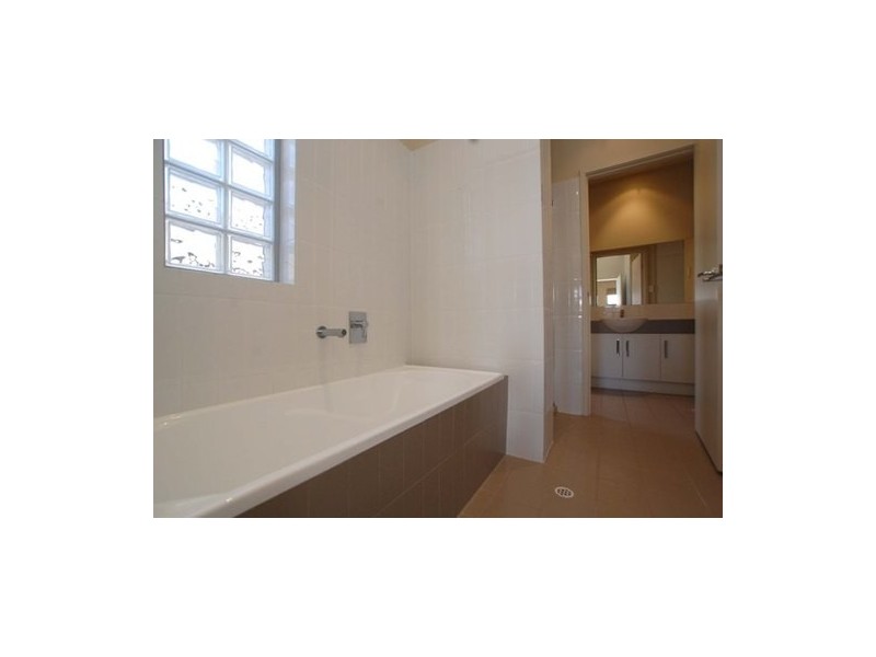 15B Albany Close, Oaklands Park SA 5046