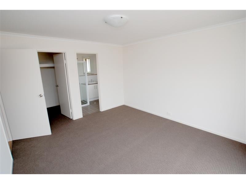 2 Buoy Crest, Seaford Meadows SA 5169