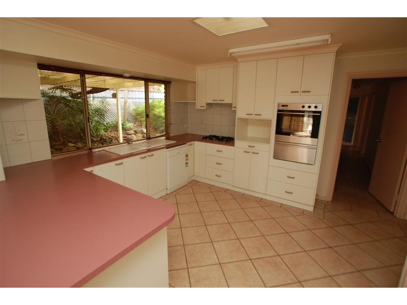 1 Torresan Crescent, Flagstaff Hill SA 5159