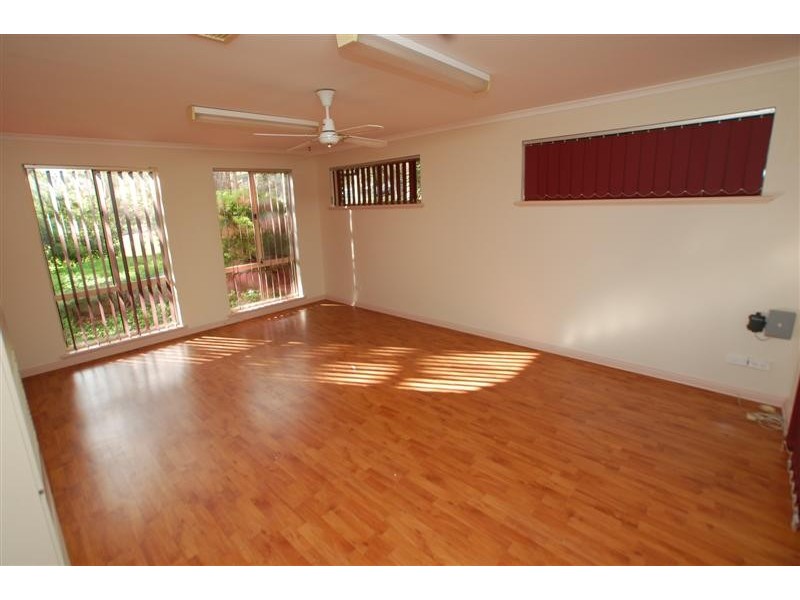 1 Torresan Crescent, Flagstaff Hill SA 5159