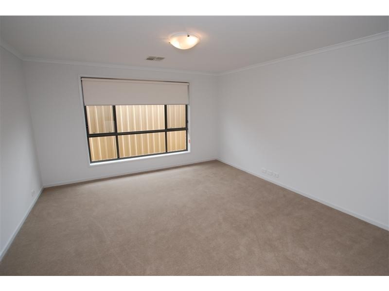 15 Navigation Street, Seaford Meadows SA 5169