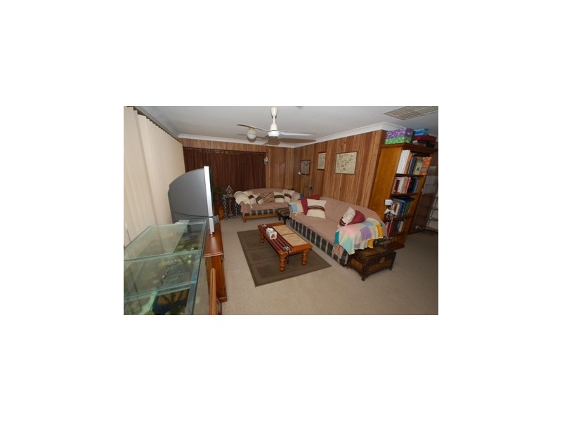 42 Robbie Drive, Reynella East SA 5161