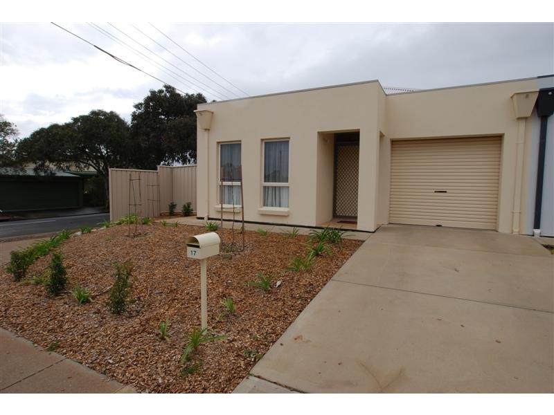 17 Glamis Avenue, Seacombe Gardens SA 5047