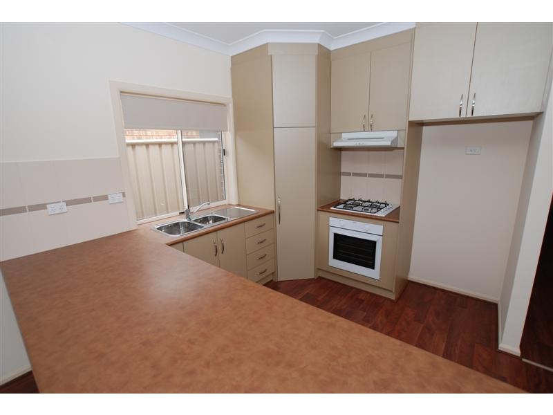 17 Glamis Avenue, Seacombe Gardens SA 5047