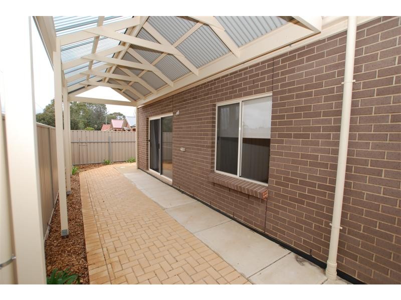 17 Glamis Avenue, Seacombe Gardens SA 5047