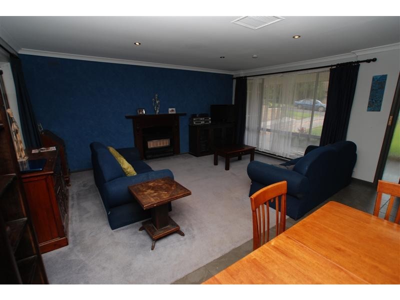 3 Alison Drive, Happy Valley SA 5159