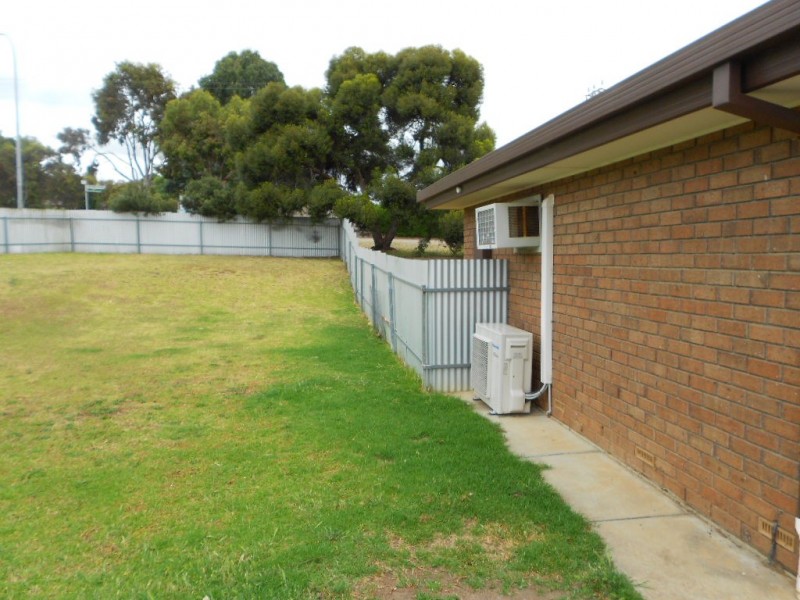 79 Taylors Road, Aberfoyle Park SA 5159