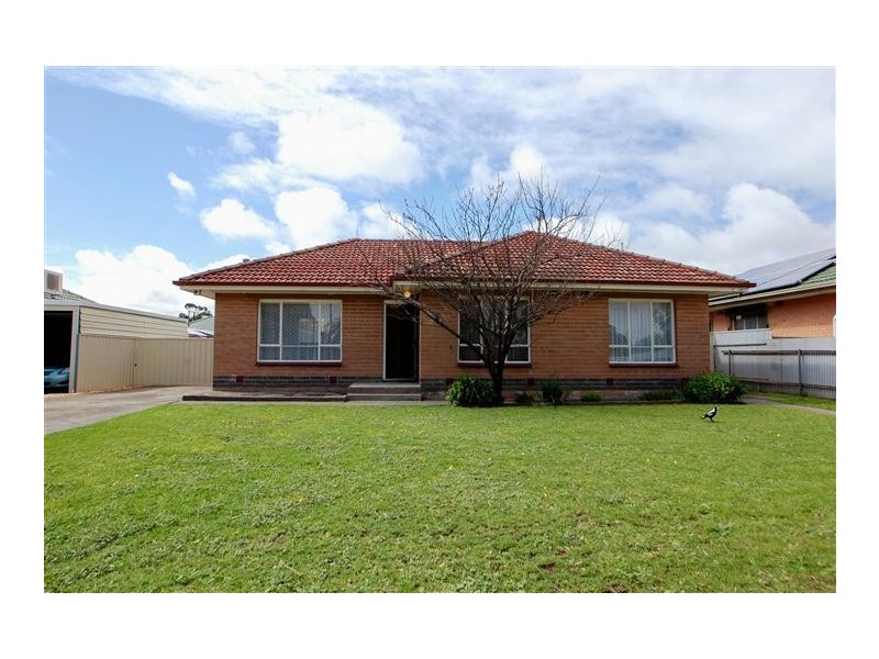 6 Warwick Grove, Morphett Vale SA 5162