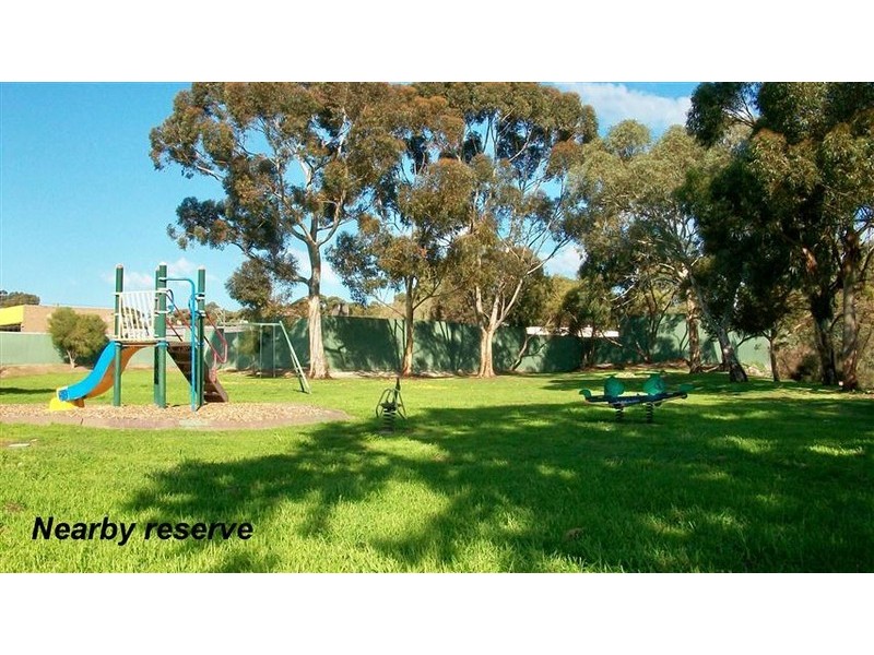 6 Warwick Grove, Morphett Vale SA 5162