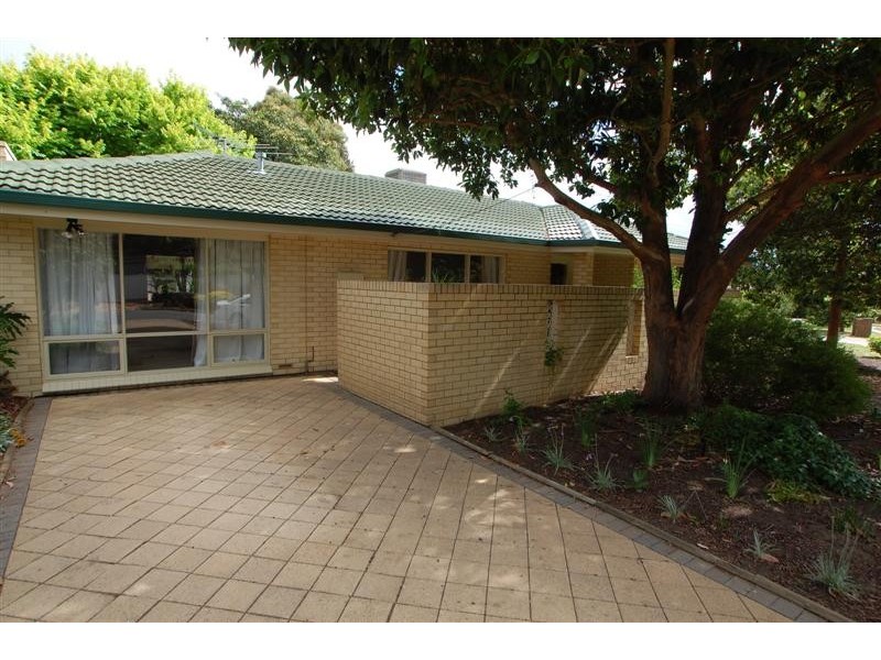 32 Riordan Street, Morphett Vale SA 5162
