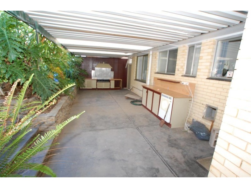 6 Robertson Street, Reynella SA 5161