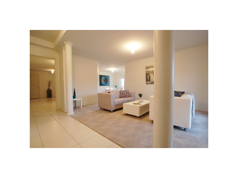 10 Omega Drive, Seaford Rise SA 5169