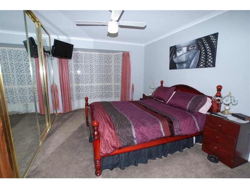 2 Polo Court, Woodcroft SA 5162