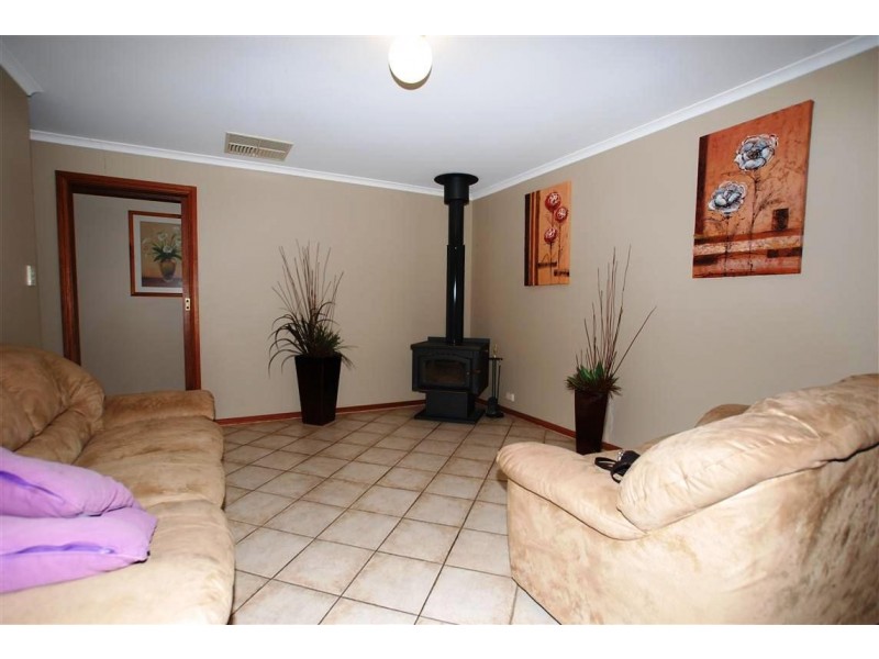 2 Polo Court, Woodcroft SA 5162