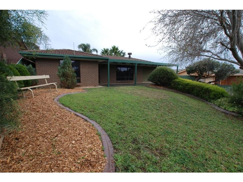 3 Simpson Court, Morphett Vale SA 5162