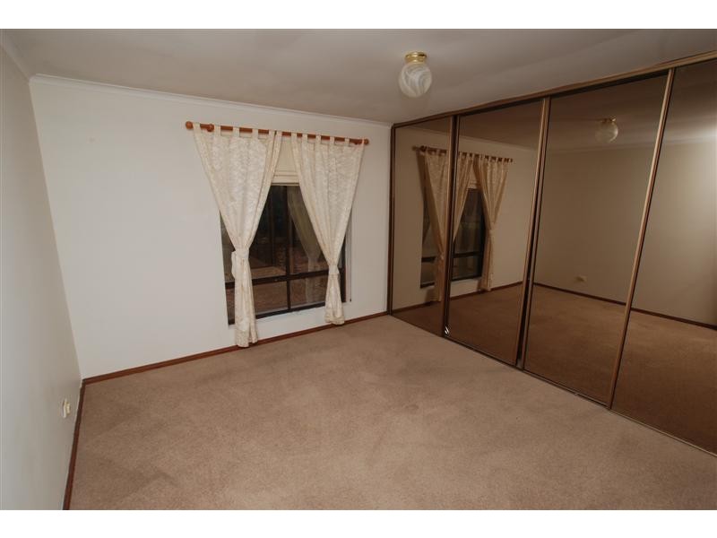 3 Simpson Court, Morphett Vale SA 5162