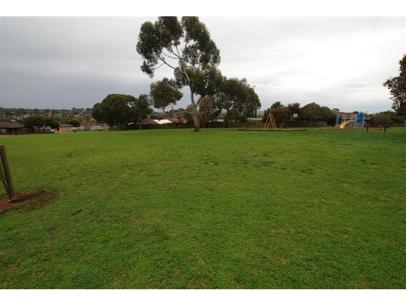 3 Simpson Court, Morphett Vale SA 5162