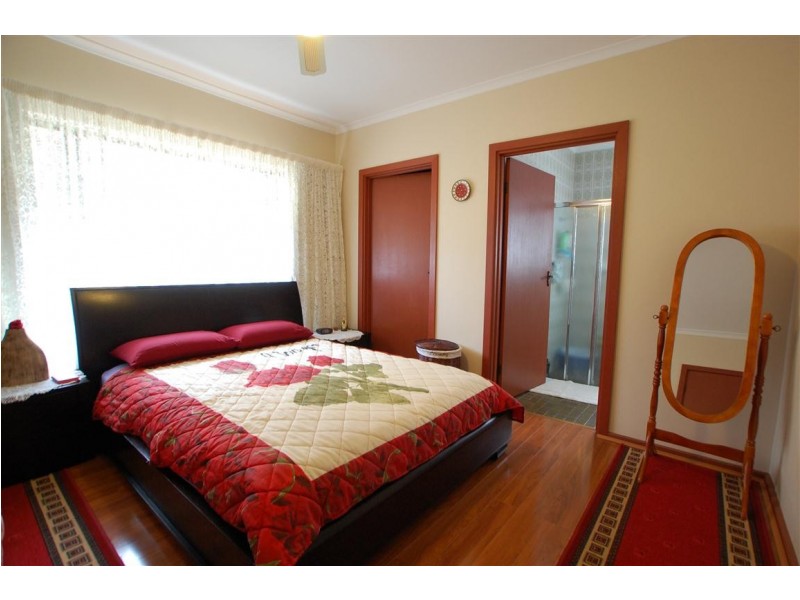 13 Lulworth Place, Flagstaff Hill SA 5159