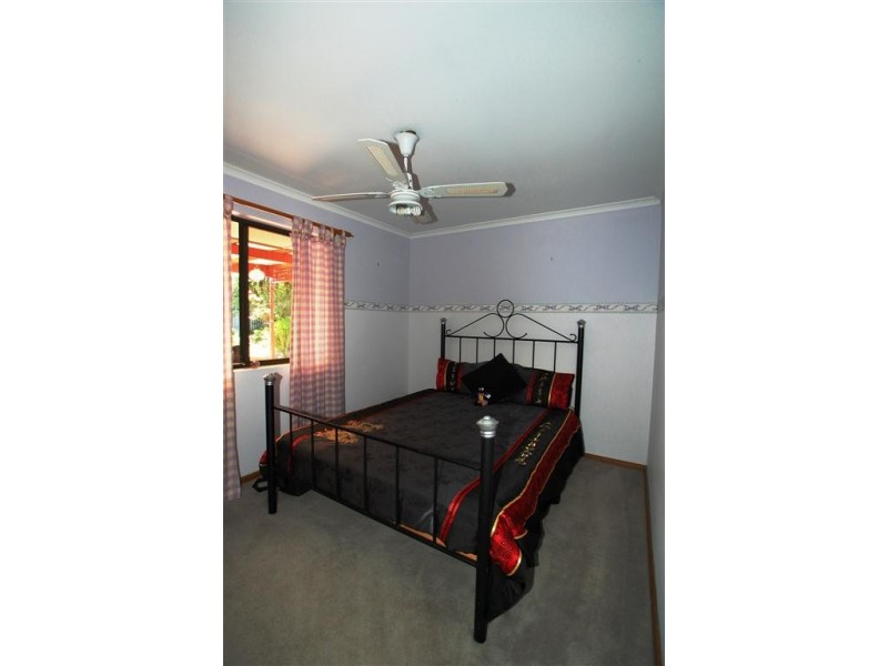 24 Lillian St, Huntfield Heights SA 5163