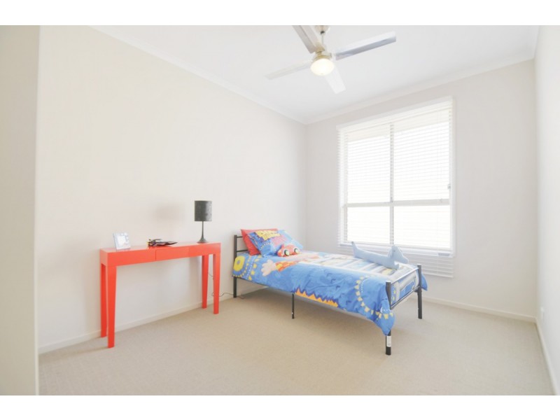 11 Brookside Cres, Seaford Rise SA 5169