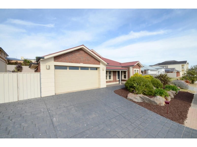 11 Brookside Cres, Seaford Rise SA 5169