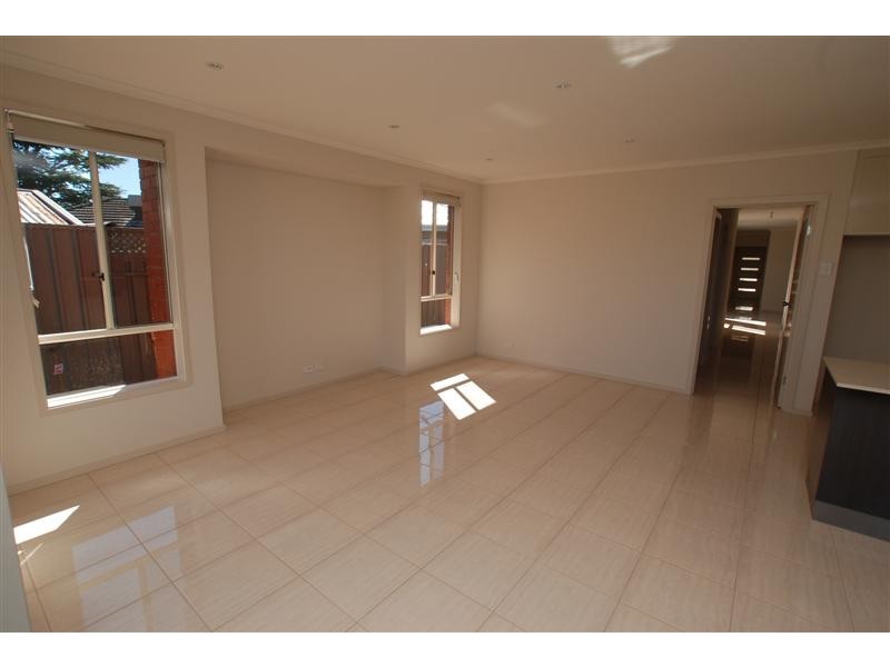 37A Thorne Crescent, Mitchell Park SA 5043