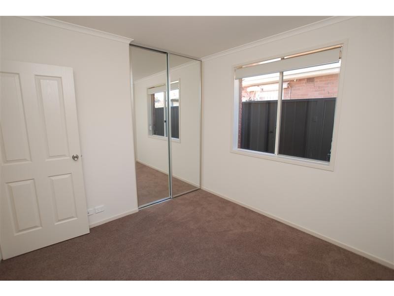 37A Thorne Crescent, Mitchell Park SA 5043