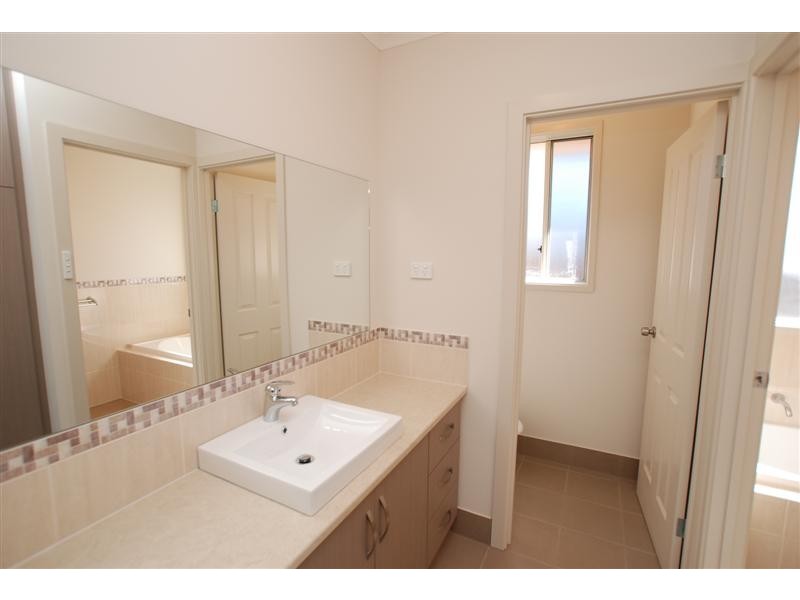 37A Thorne Crescent, Mitchell Park SA 5043