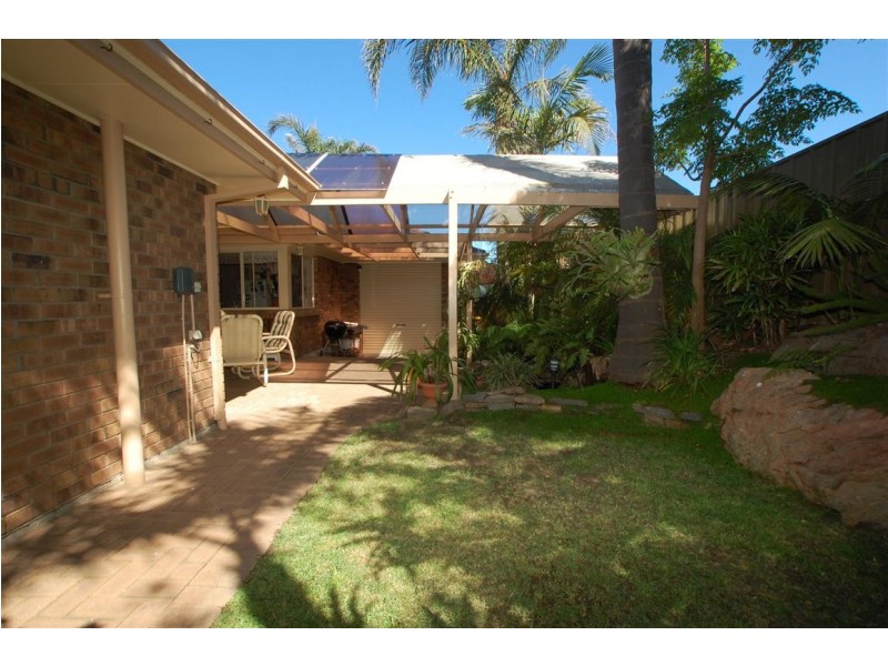 12 Alfonso Drive, Hallett Cove SA 5158