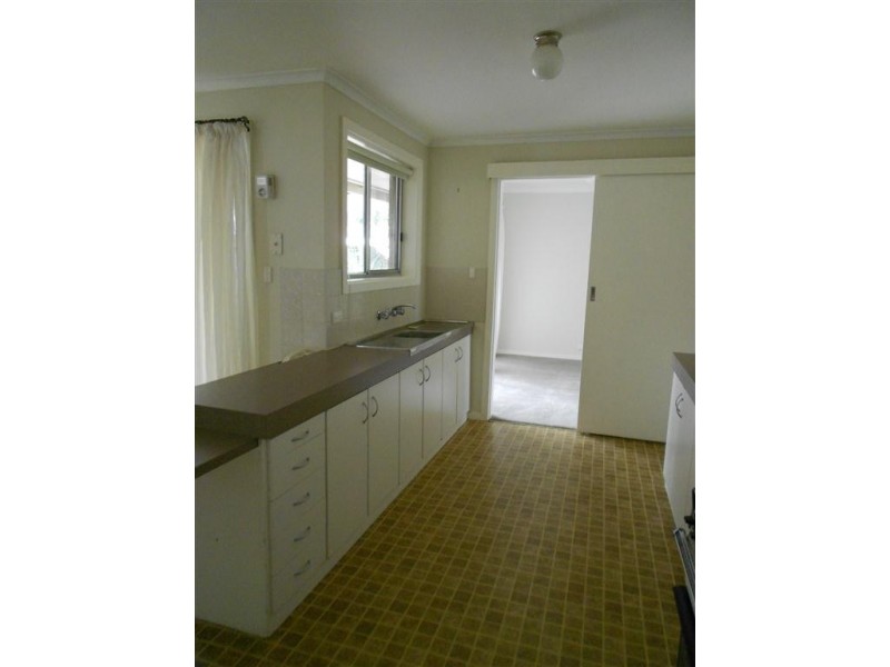 11 Medina Street, Aberfoyle Park SA 5159