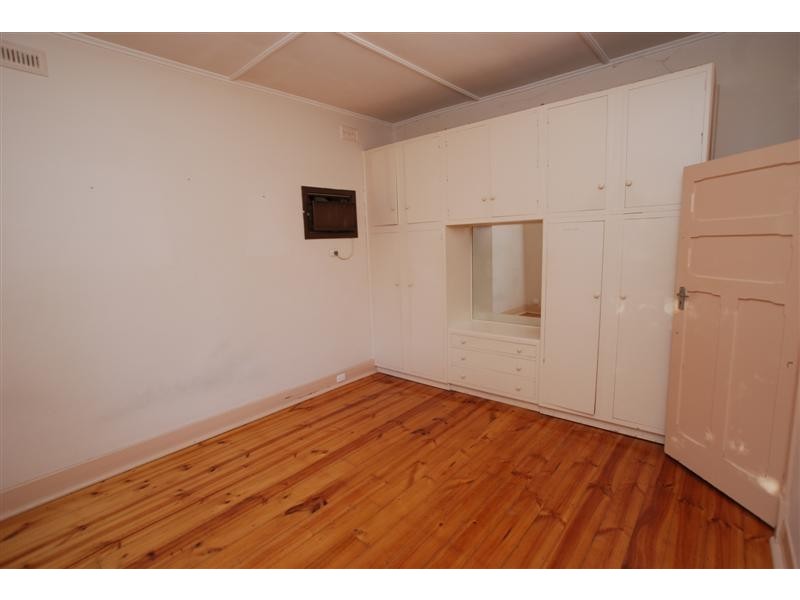 19 Johnstone Road, Oaklands Park SA 5046