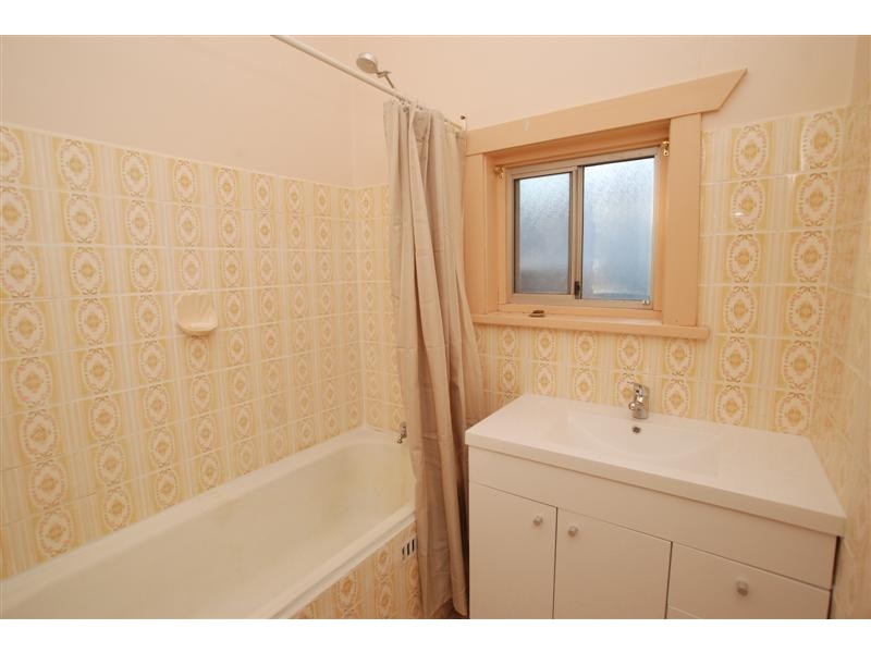 19 Johnstone Road, Oaklands Park SA 5046