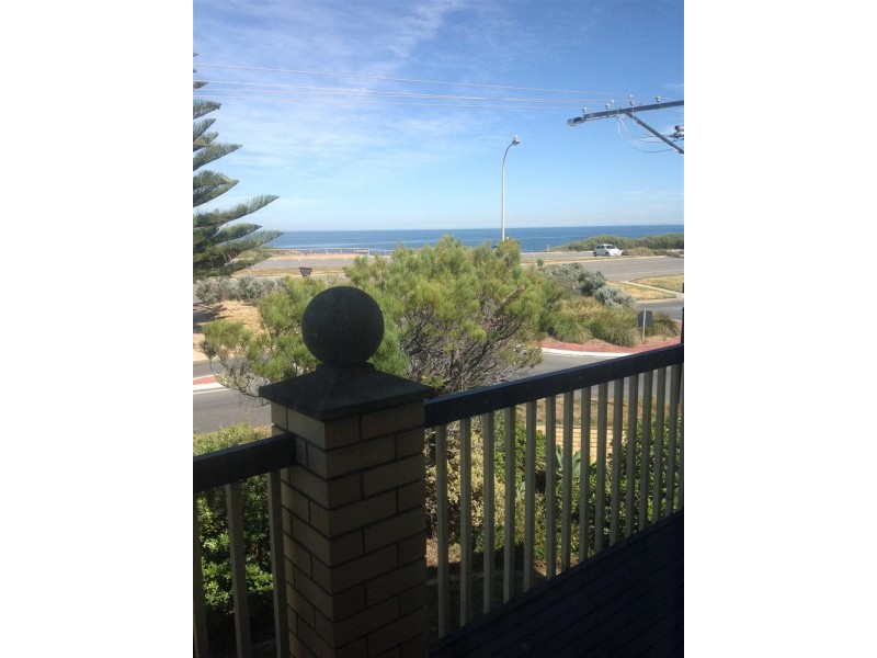 173 Esplanade, Port Noarlunga South SA 5167