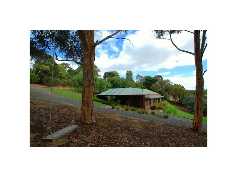 88 Bangor Road, Willunga SA 5172