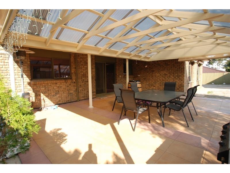 10 Tennessee Drive, Happy Valley SA 5159