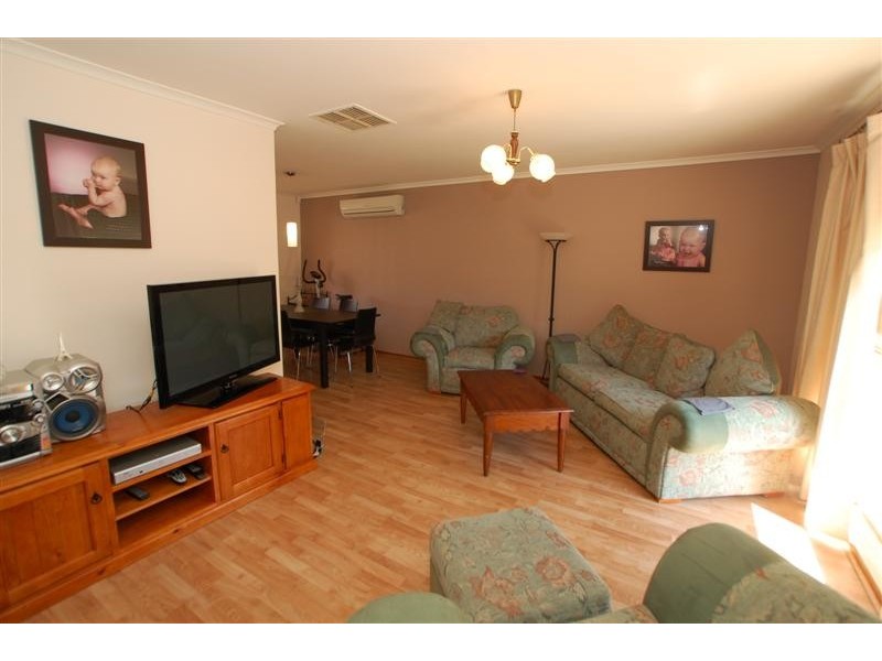 18 Surreyville Grove, Old Reynella SA 5161