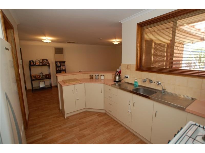 18 Surreyville Grove, Old Reynella SA 5161