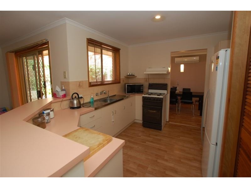 18 Surreyville Grove, Old Reynella SA 5161