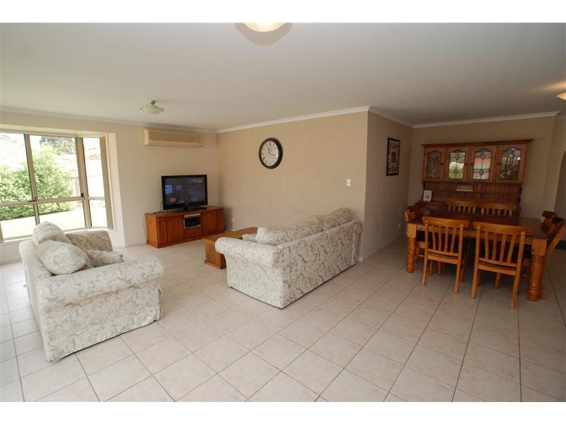 26 Merrivale Drive, Happy Valley SA 5159