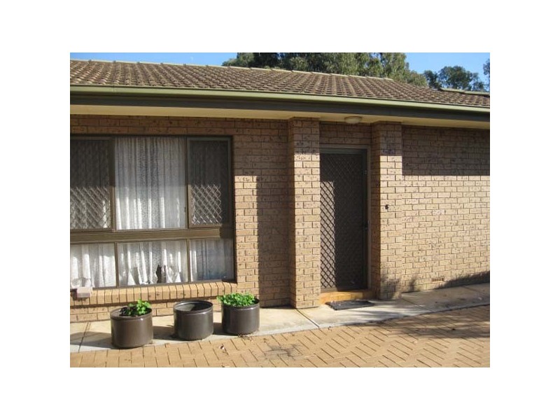 2/10 Cutting Road, Marion SA 5043