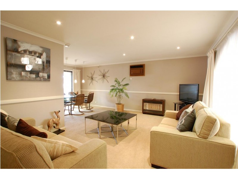 24 Young Street, Reynella SA 5161