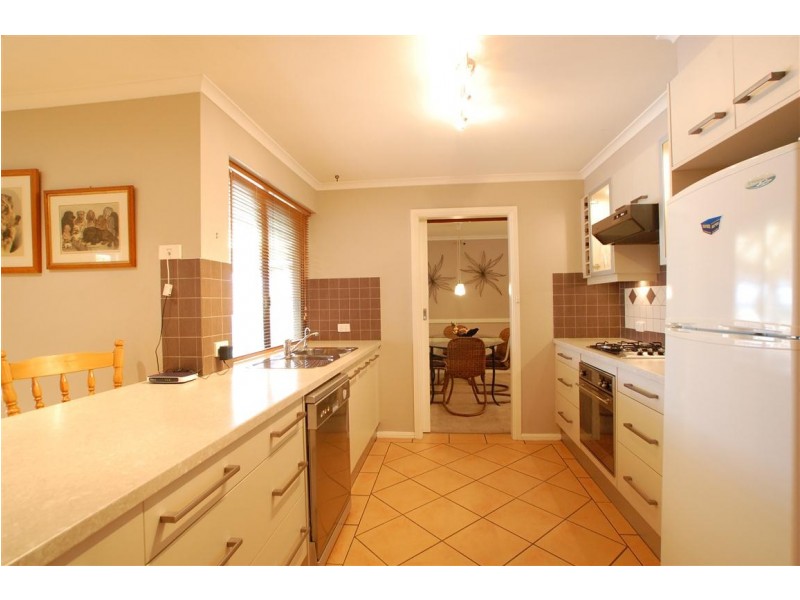 24 Young Street, Reynella SA 5161