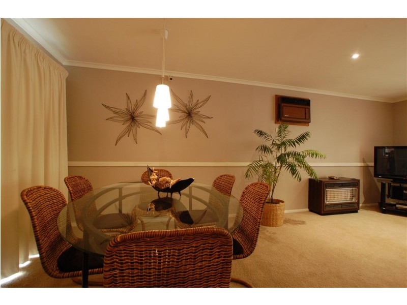 24 Young Street, Reynella SA 5161