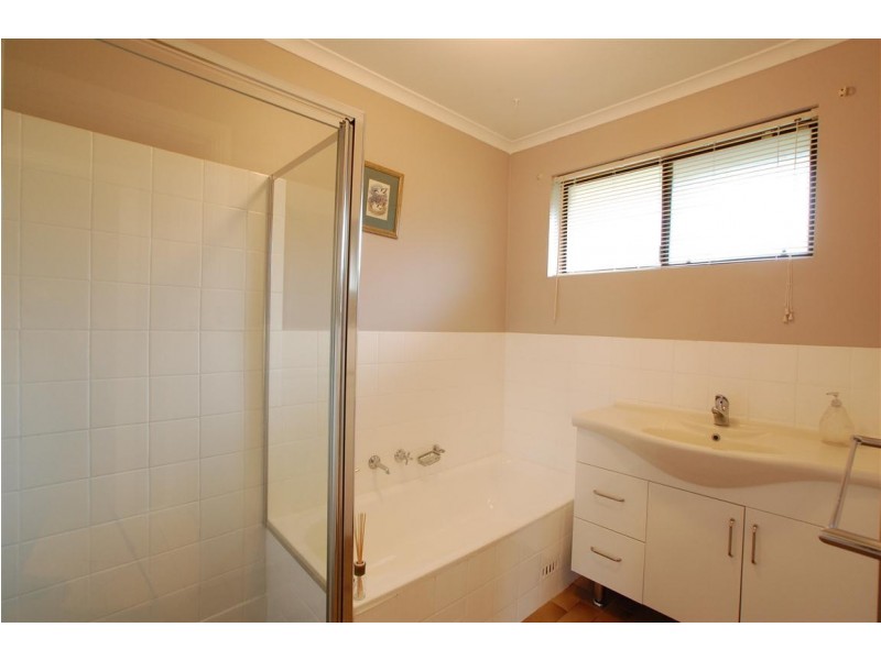 24 Young Street, Reynella SA 5161