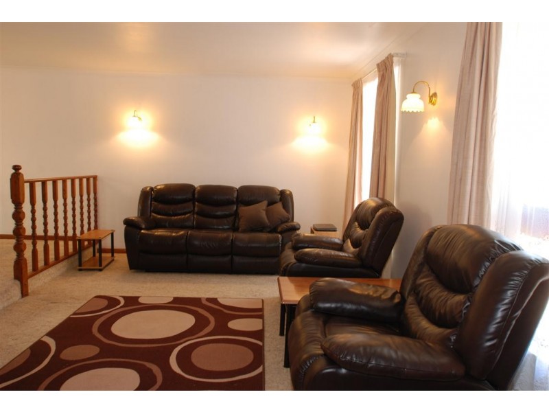 4 Shiraz Court, Aberfoyle Park SA 5159