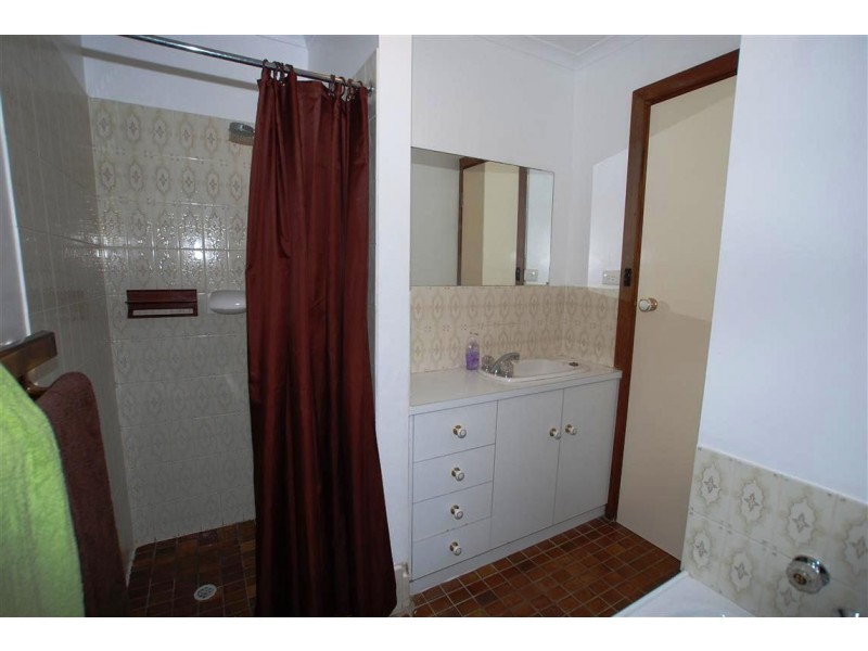 4 Shiraz Court, Aberfoyle Park SA 5159