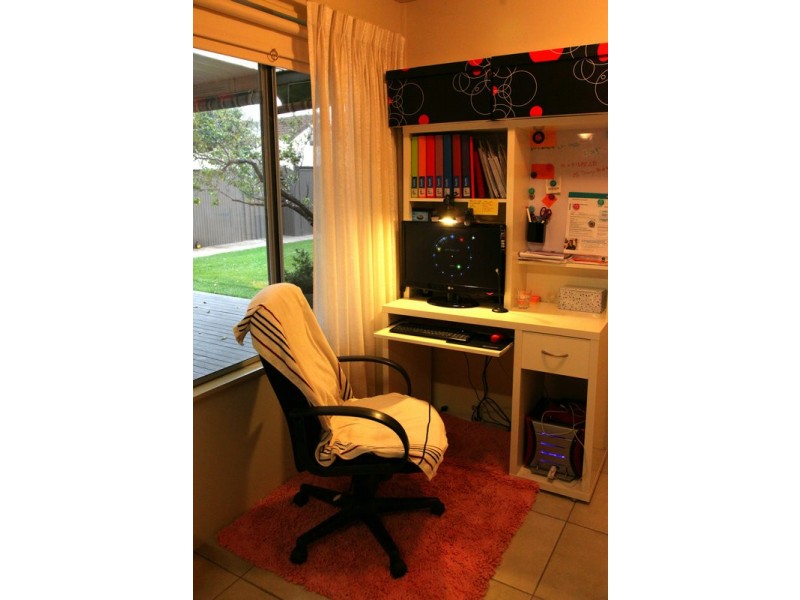 15 Finchley Street, Clovelly Park SA 5042