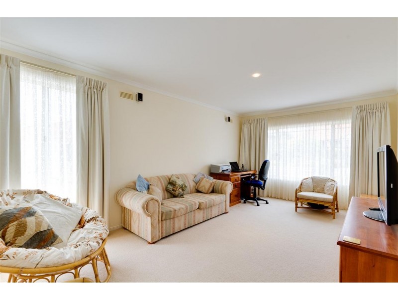 38 Ironbark Avenue, Flagstaff Hill SA 5159